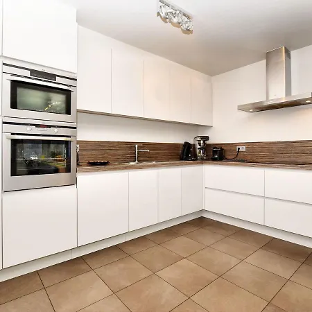 Vakantiehuis Magnificent Holiday In Houffalize With Sauna *